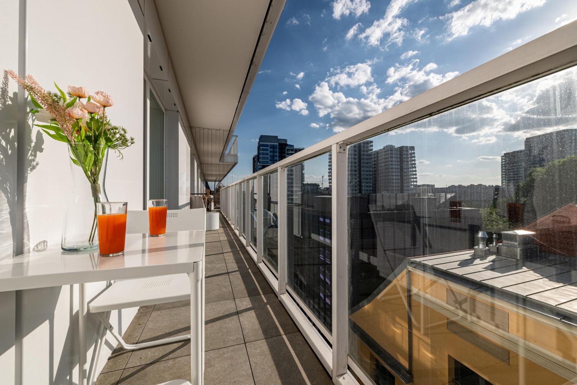 Witolda Riverside Apartments - Balcony, City View - By Rentujemy Wrocław Buitenkant foto